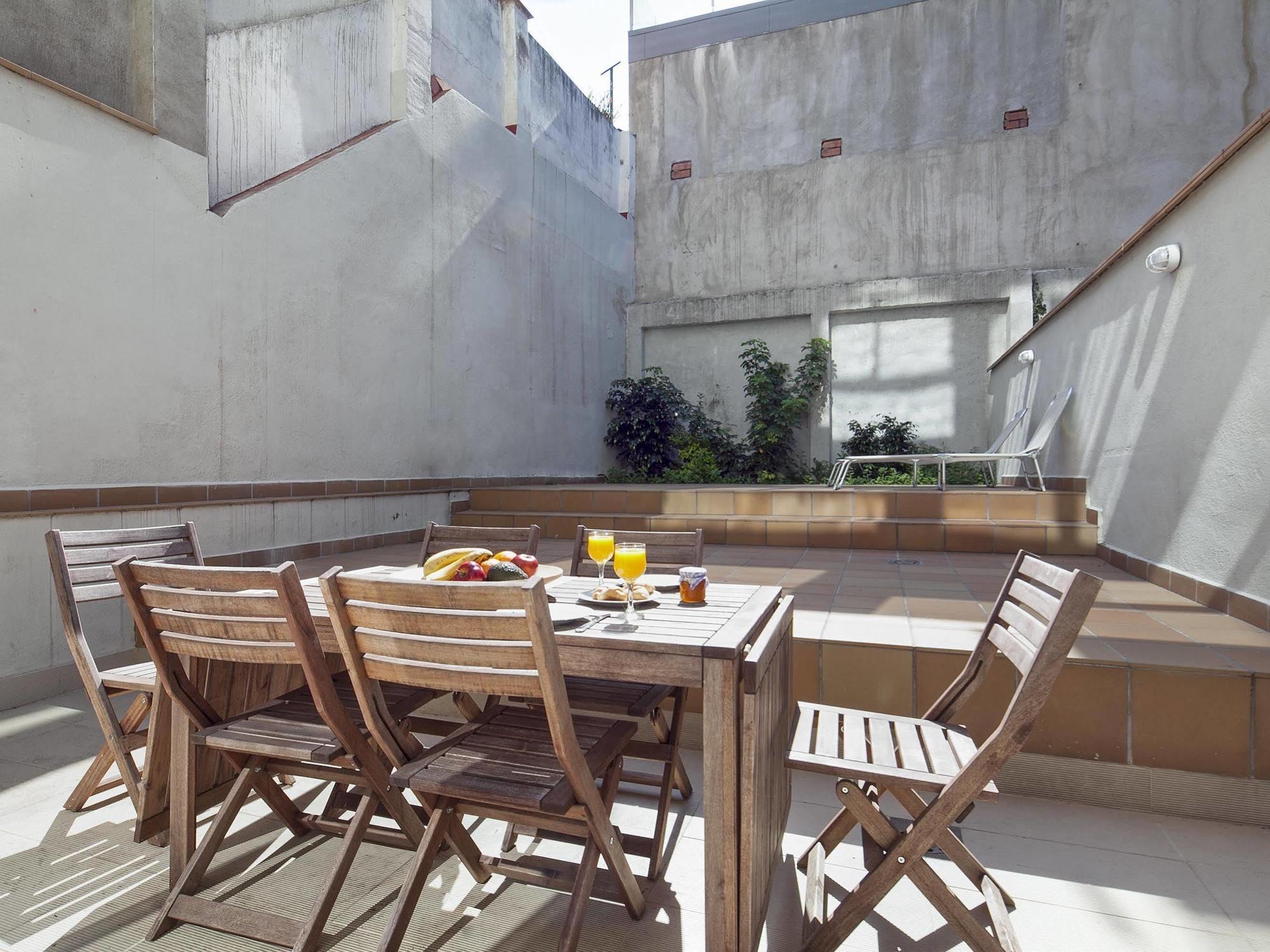 Inside Barcelona Apartments Sants Exterior foto