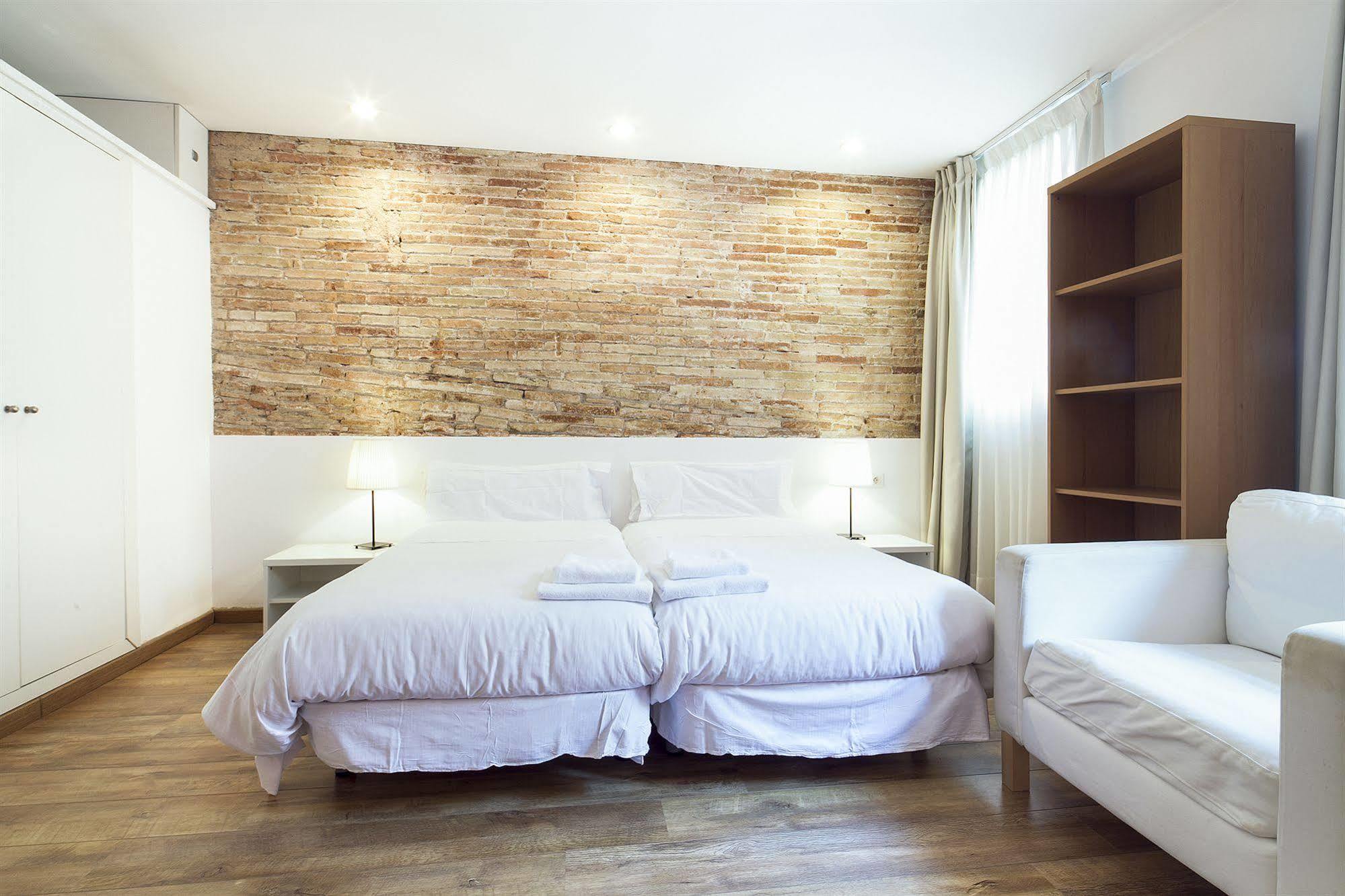 Inside Barcelona Apartments Sants Exterior foto