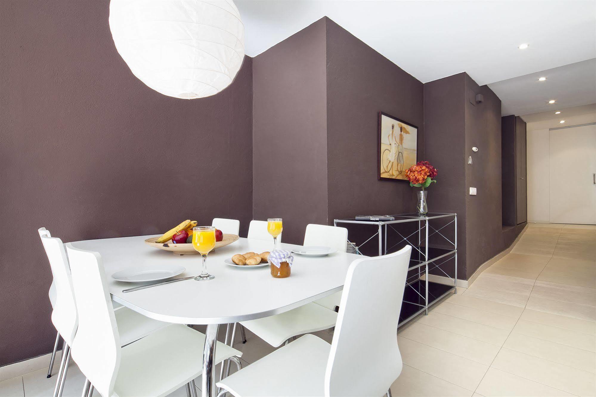 Inside Barcelona Apartments Sants Exterior foto