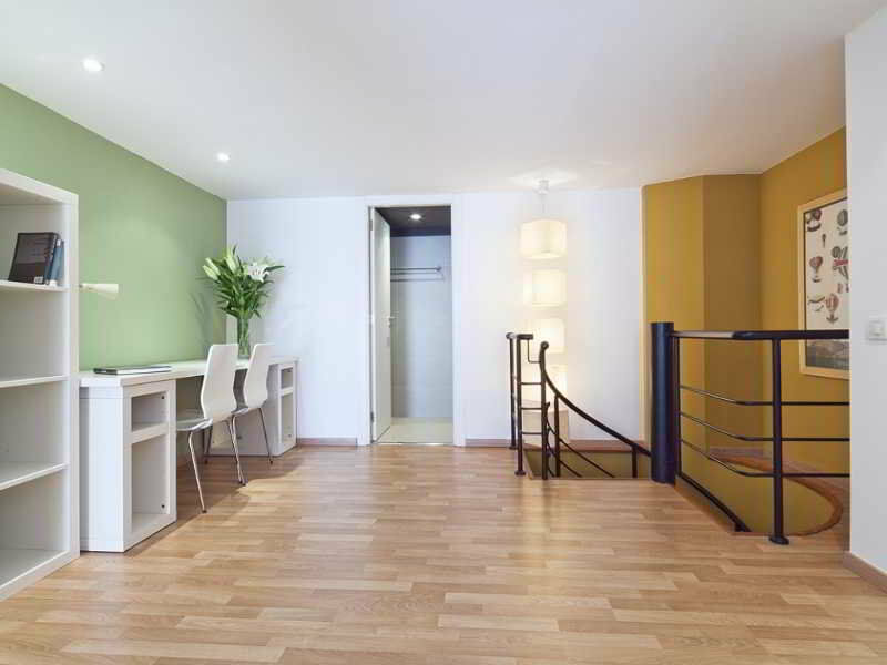 Inside Barcelona Apartments Sants Exterior foto